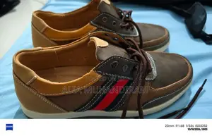 Roybonbirr Casual Sneakers