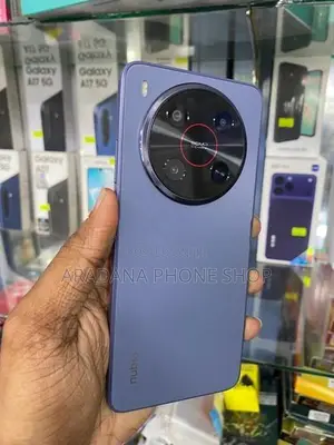 ZTE nubia V70 Max (Used)