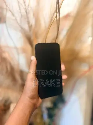 Apple iPhone 12 5G 128GB (Used)