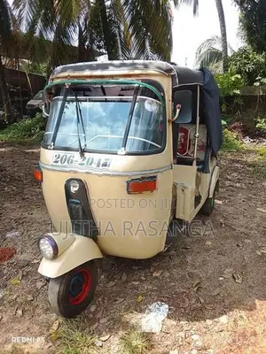 Bajaj 2000