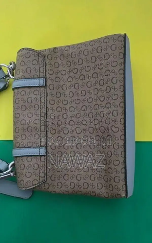Guess Hand Bag