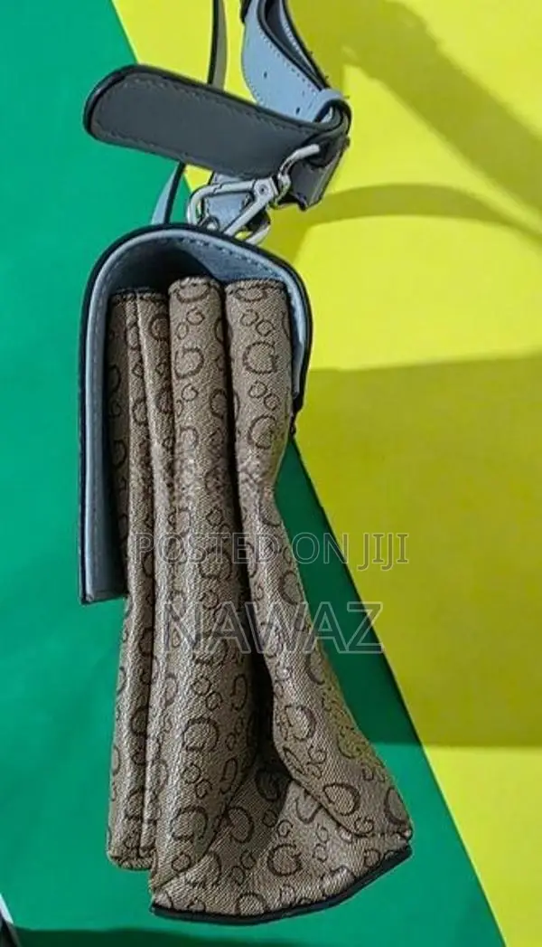 Guess Hand Bag