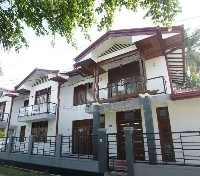 Wadduwa Fully Firnished Laxary Upstair Unite for Rent ( R- 875 )