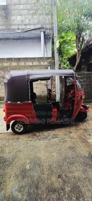 Bajaj RE 2004