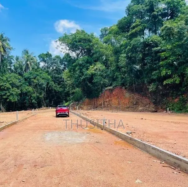 Kadawatha Best Land for Sale Near the Ganemulla Road