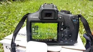 Canon 2000D