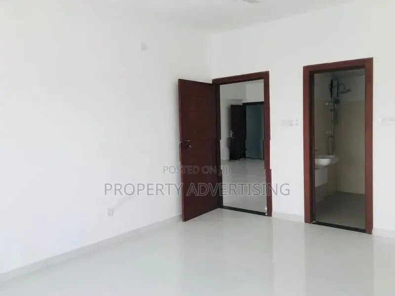 Nugegoda Brand New Luxury 3 BR Apartment For Sale
