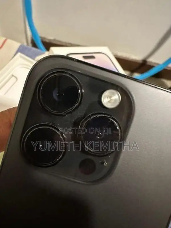 Apple iPhone 14 Pro (Used)