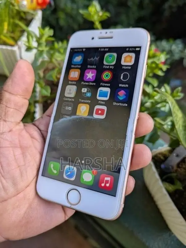 Apple iPhone 8 (Used)