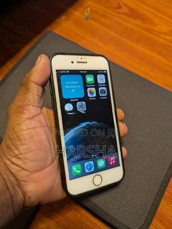 Apple iPhone 8 (Used)