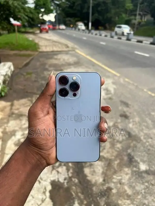 Apple iPhone 13 Pro (Used)