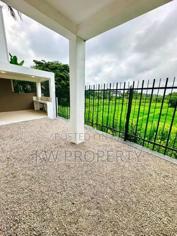BRAND NEW LUXURY TWO STORY HOUSE FOR SALE IN BORALASGAMUWA