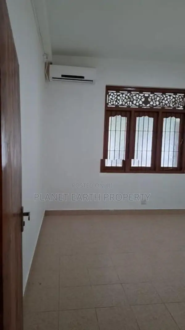 Luxury House for immediate sale at Negombo