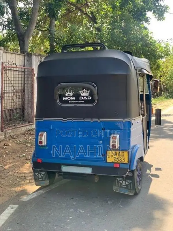 Bajaj RE 2012