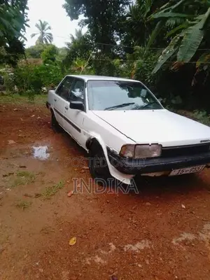Toyota Carina 1985