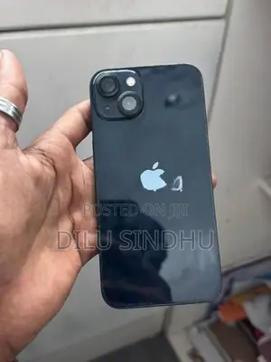 Apple iPhone 13 (Used)