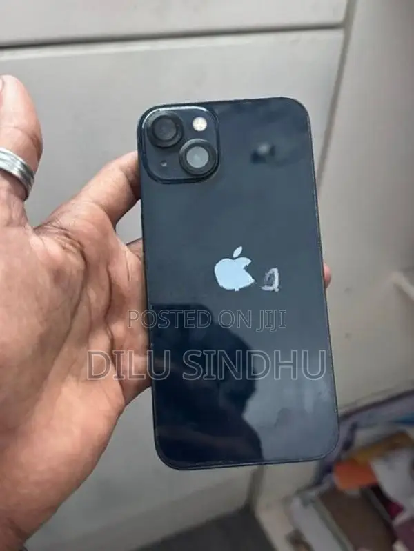 Apple iPhone 13 (Used)