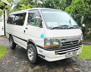 Toyota Dolphin LH162 1999