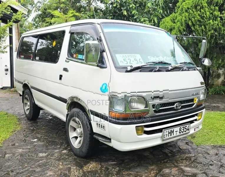 Toyota Dolphin LH162 1999
