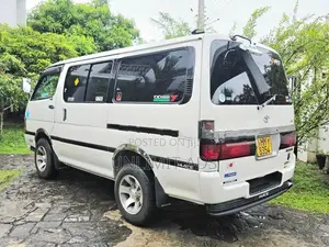 Toyota Dolphin LH162 1999