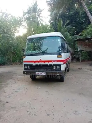 Mitsubishi Rosa 1983