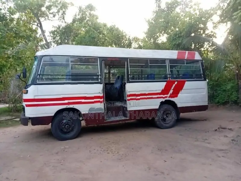 Mitsubishi Rosa 1983