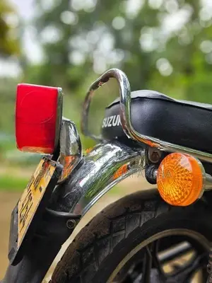 Suzuki GN 125 2000
