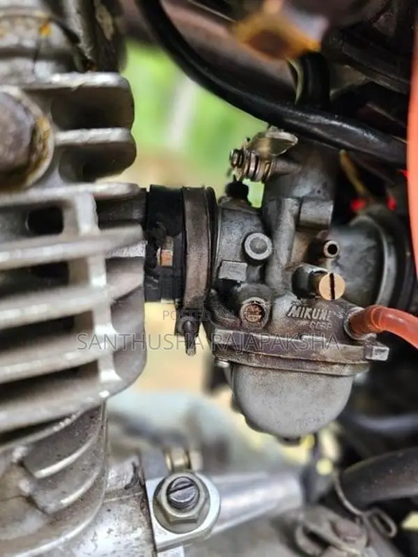 Suzuki GN 125 2000