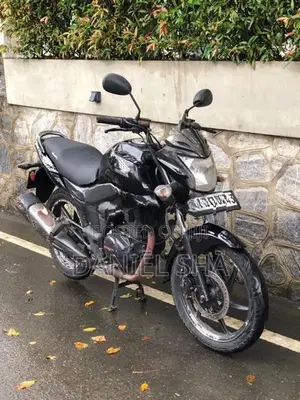 Honda CB Trigger Black 2014