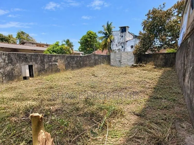 Warehouse commercial property for rent at Moratuwa