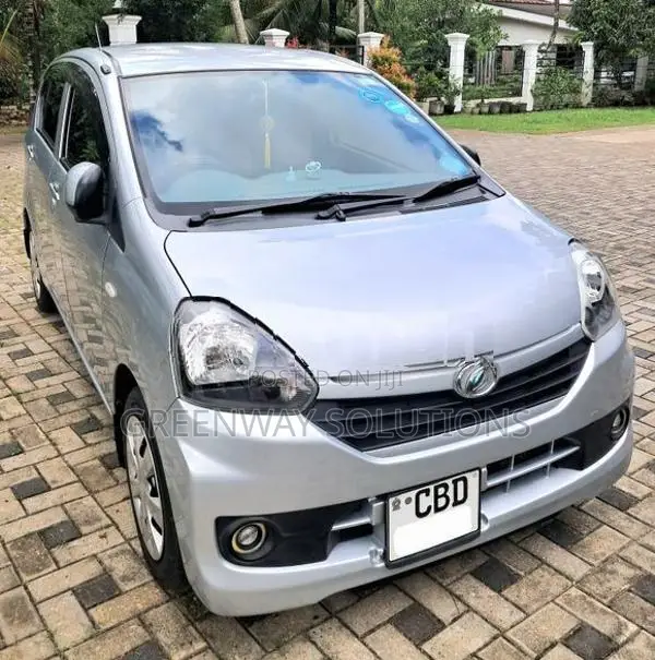 Daihatsu Mira ES 2016