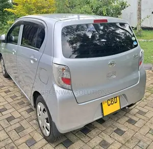 Daihatsu Mira ES 2016