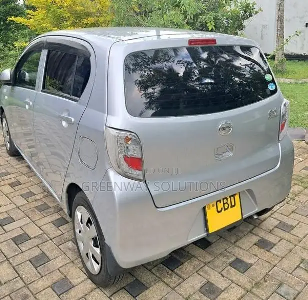 Daihatsu Mira ES 2016