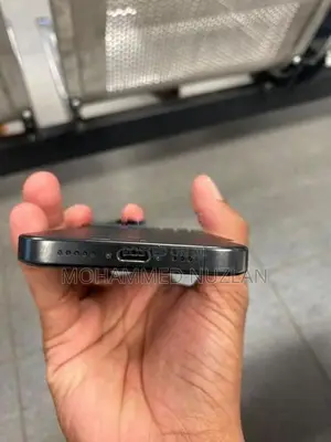 Apple iPhone 15 Pro (Used)