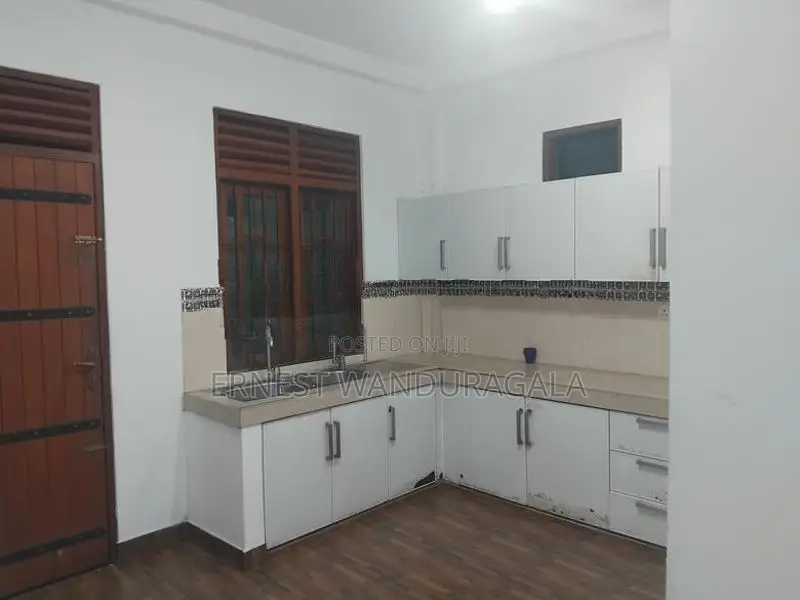 House For Rent In kotte.hr672