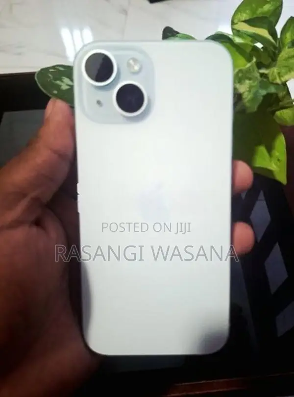 Apple iPhone 15 (Used)
