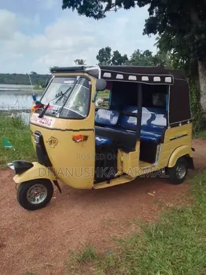 Bajaj RE 1999