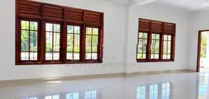 Commercial Building For Sale In Kadawatha
