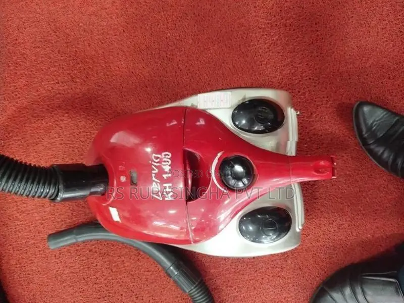 Lervia Vacuum Cleaner