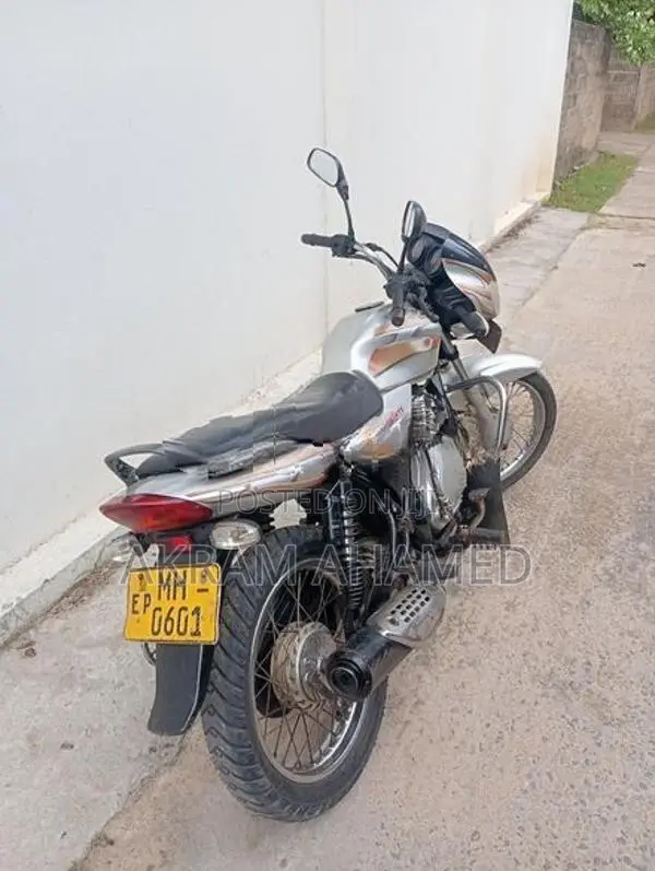 Bajaj Discover 125 2006
