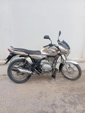 Bajaj Discover 125 2006