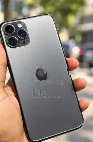 Apple iPhone 11 Pro Max (Used)