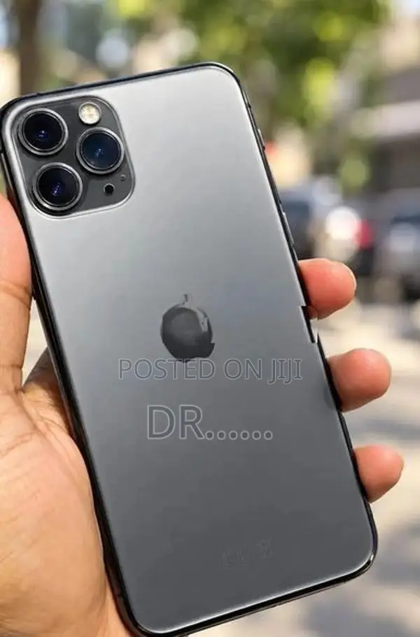 Apple iPhone 11 Pro Max (Used)