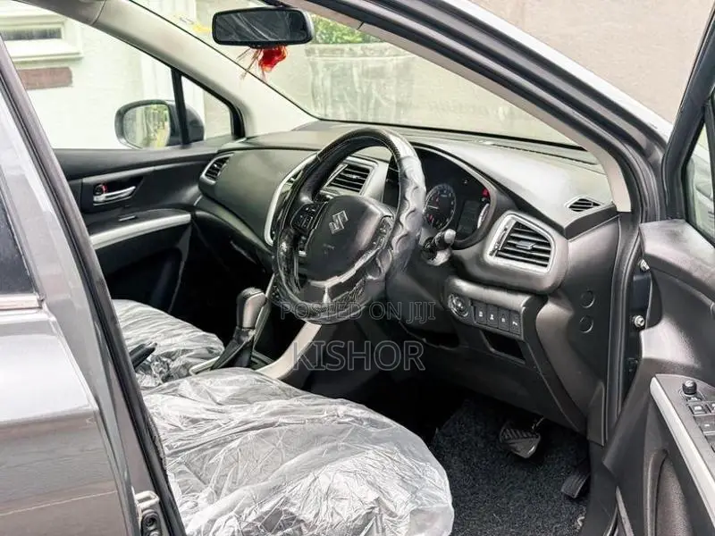 Suzuki S-Cross 1.0 L Turbo 2017