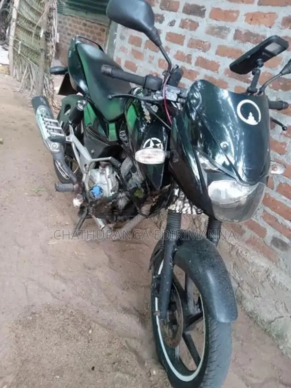 Bajaj Pulsar 150 2011