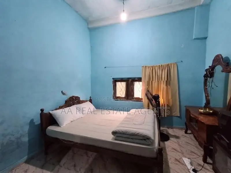 Two Storey House for Sale in Wellampitiya