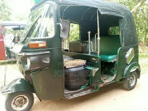 Bajaj RE 2015