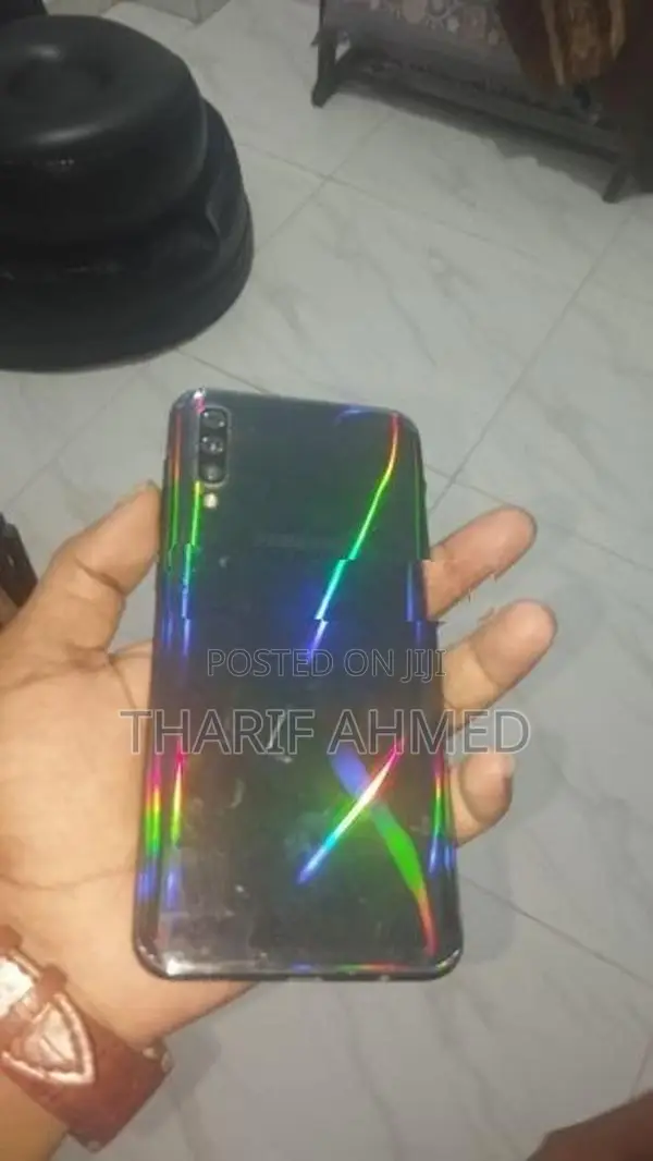 Samsung Galaxy A50 (Used)