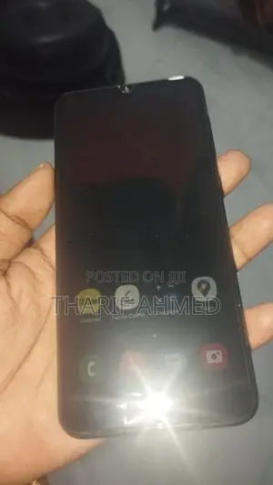 Samsung Galaxy A50 (Used)