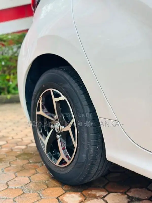 Toyota Yaris X Safety 2024